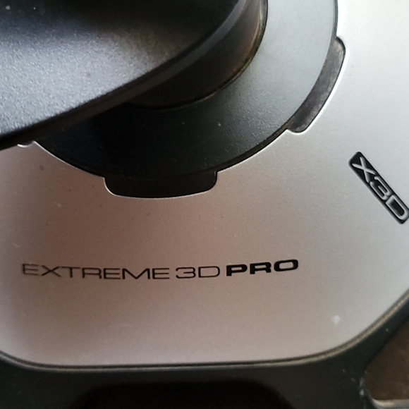 Logitech Extreme 3D Pro Flight Simulator Joystick - Picture 5 of 8